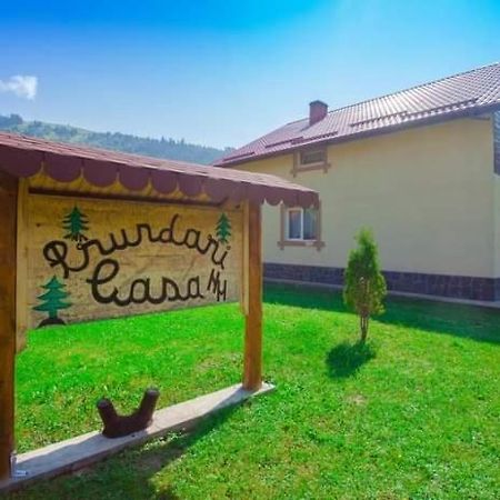 Отель Casa Prundari Nicu Si Mirela Poiana Teiului Экстерьер фото