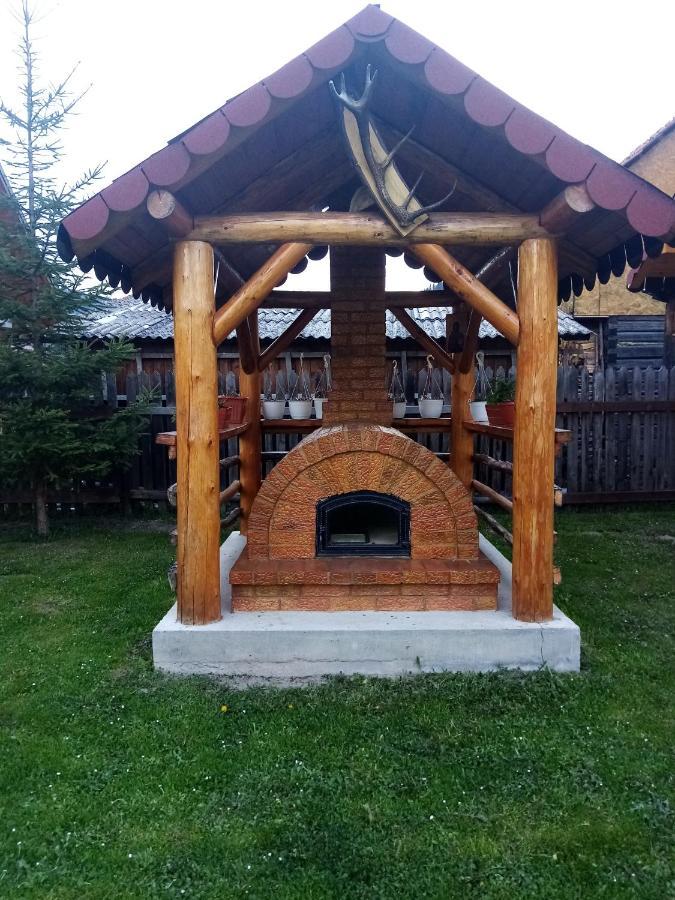 Отель Casa Prundari Nicu Si Mirela Poiana Teiului Экстерьер фото